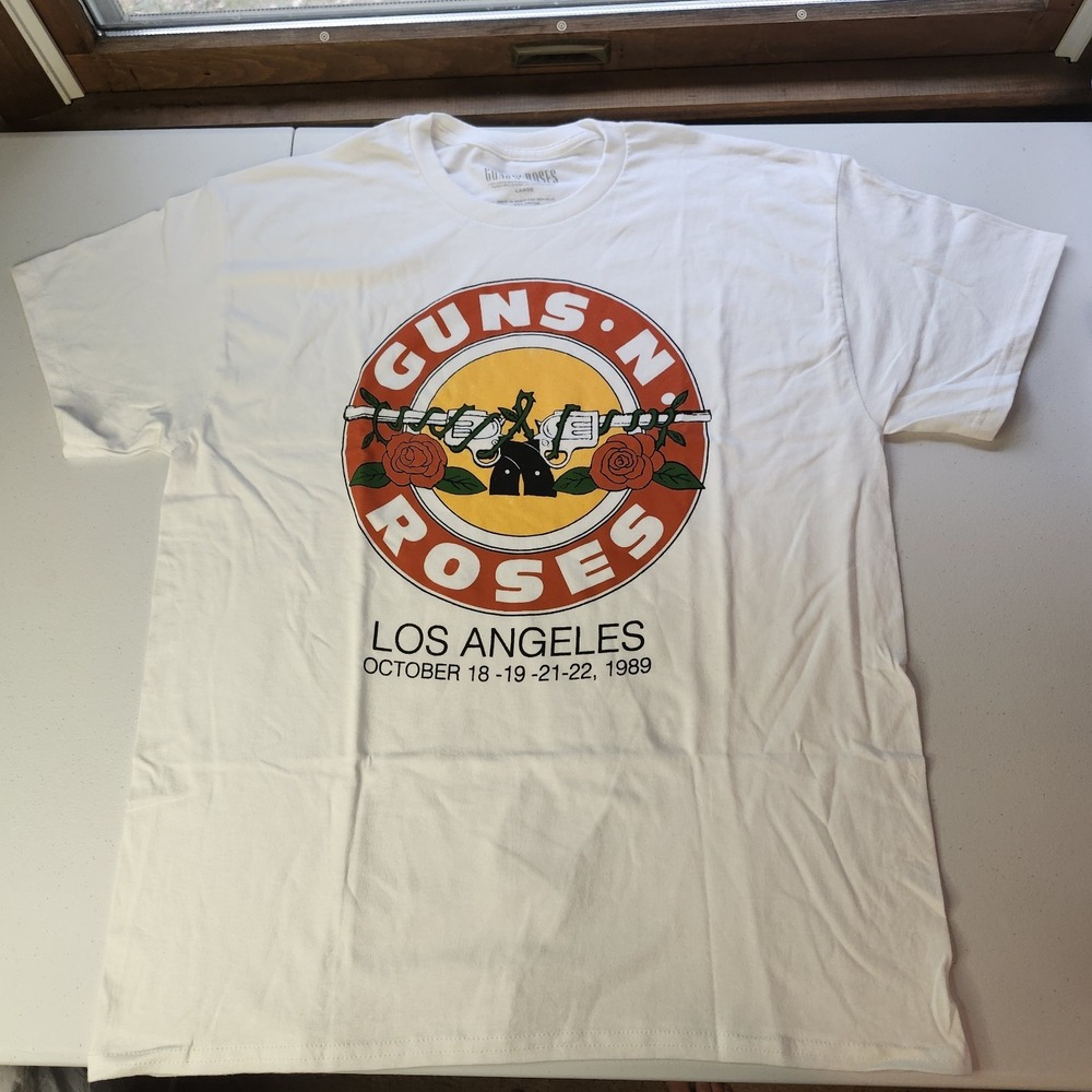 NWOT LARGE- Guns N' Roses - Guns N' Roses - Los Angles 1989 Roses Logo T-Shirt